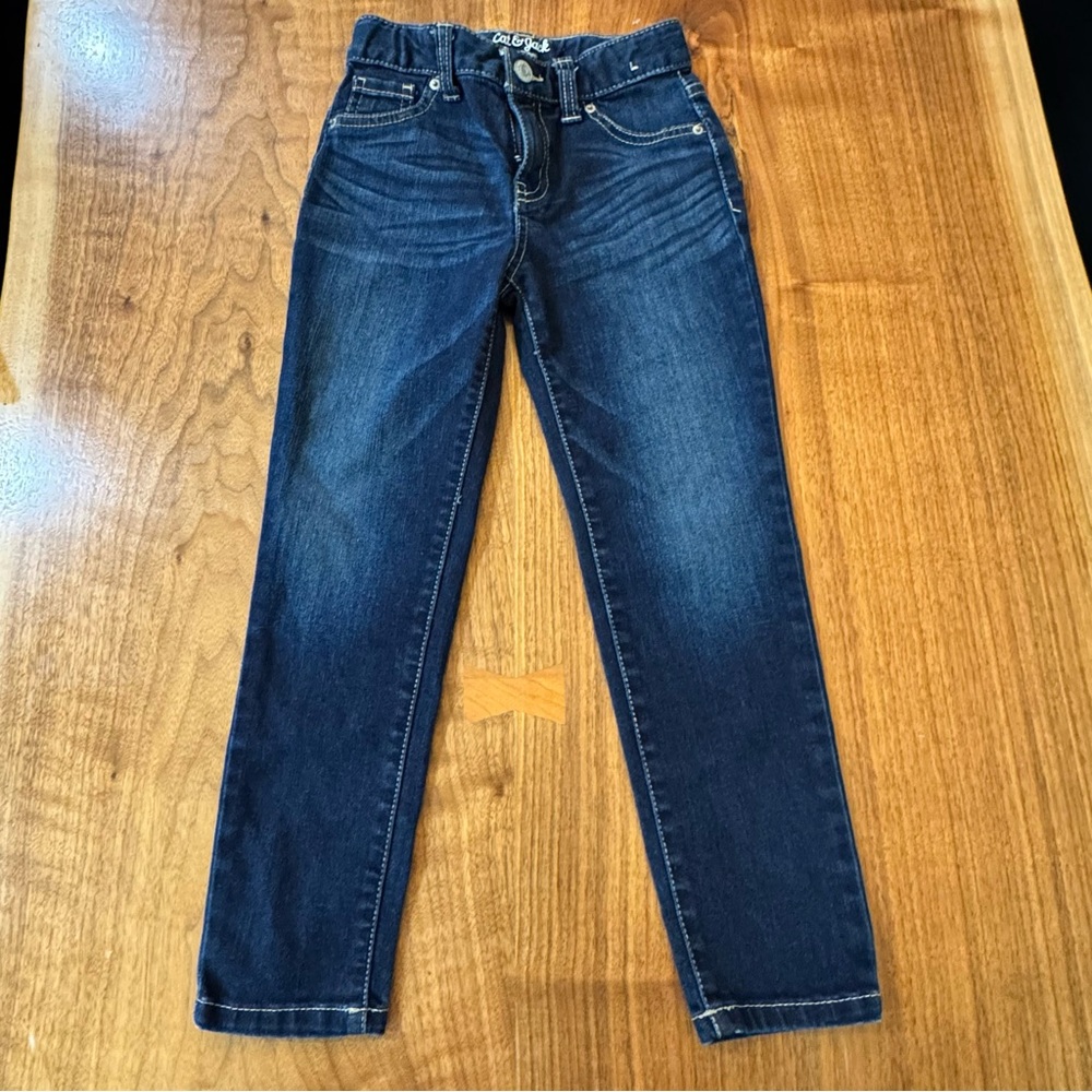 Bundle of 2 Cat & Jack Dark and Lt. Blue Adjustable Waist Jeans. Size Kid’s 6. - Picture 3 of 13